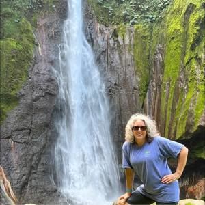 Meet your Posher, Cathy